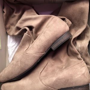 Taupe LC Boots - Size 7